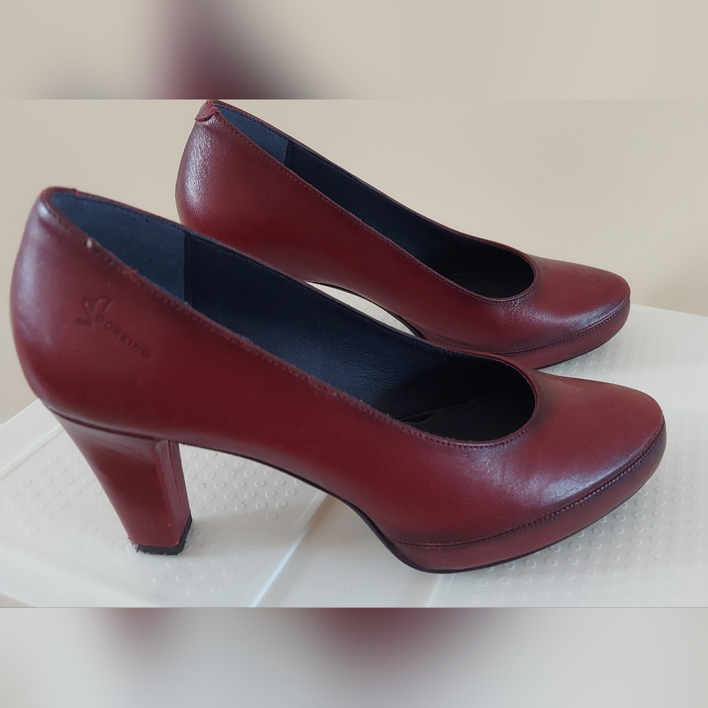 Made In Spain. Platform pumps size 38 European